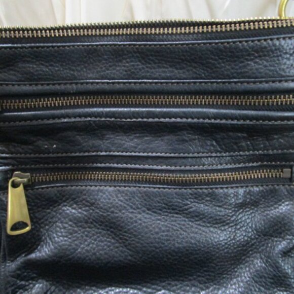 Vintage Black FOSSIL Cowhide Leather Shoulder/Crossbody Bag. - Picture 2 of 9